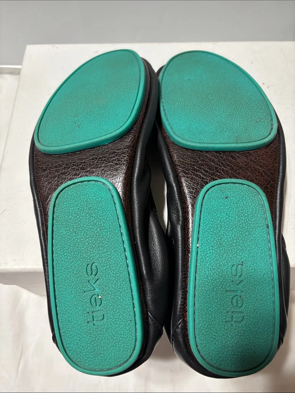 Tieks Black Leather Ballet Flats with Teal Heel Tab - Picture 5 of 7